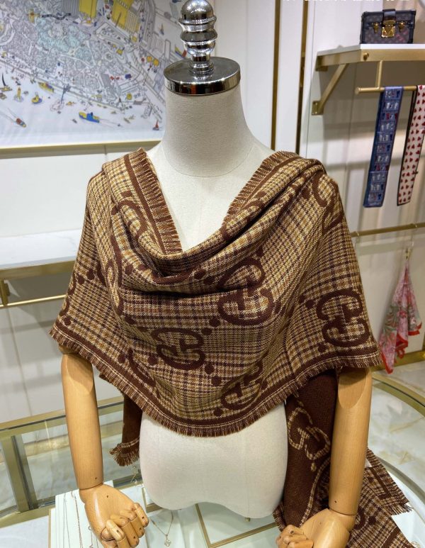 BO – Luxury Edition GCI Scarf 020