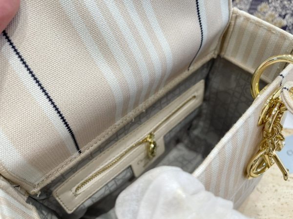 BO – Luxury Edition Bags DIR 330