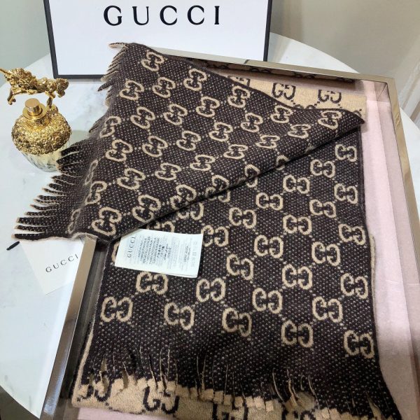 BO – Luxury Edition GCI Scarf 009