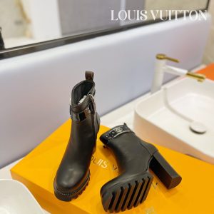 Designer LUV BOOTS 033