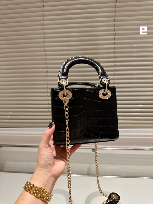 BO – New Luxury Bags DIR 369