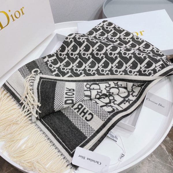 BO – Luxury Edition DIR Scarf 004