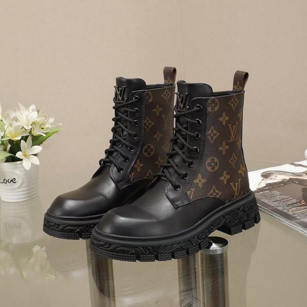 Designer LUV BOOTS 004