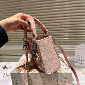 BO – New Luxury Bags DIR 370