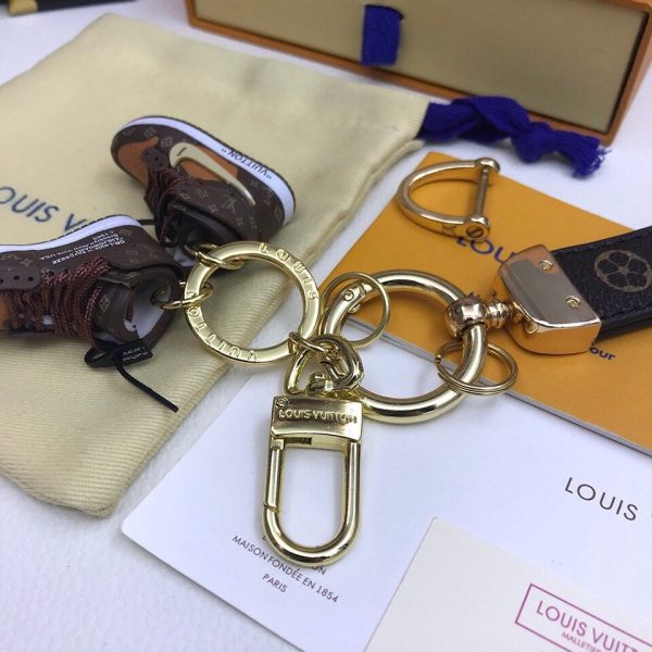 BO – Luxury Edition Keychains LUV 009