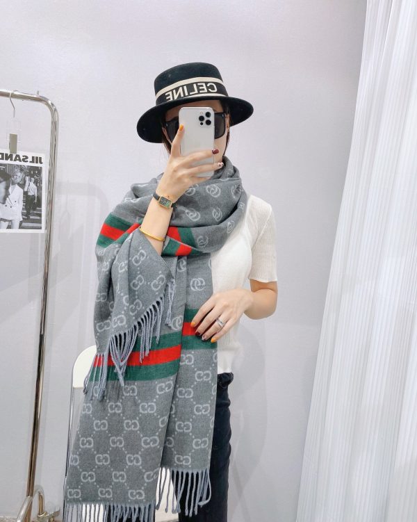 BO – Luxury Edition GCI Scarf 021