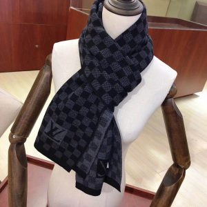 BO – Luxury Edition LUV Scarf 030