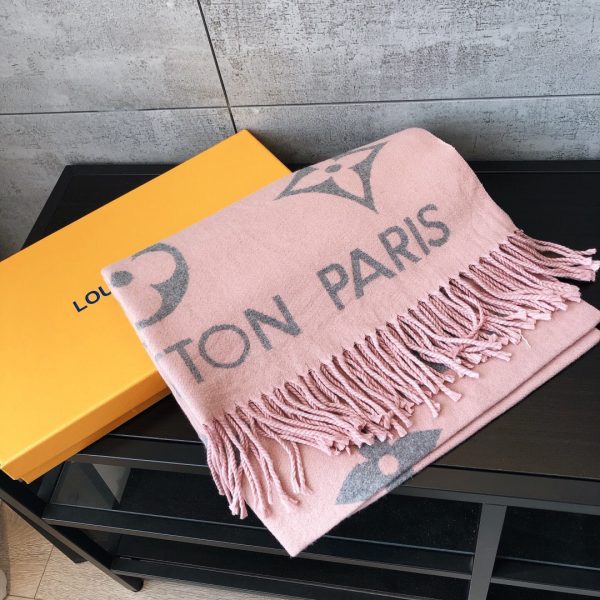 BO – Luxury Edition LUV Scarf 007