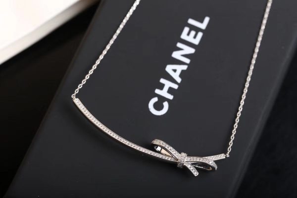 BO – Luxury Edition Necklace CH-L058