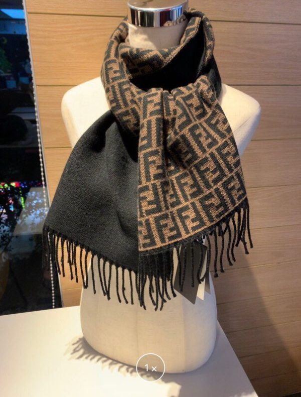 BO – Luxury Edition FEI Scarf 020