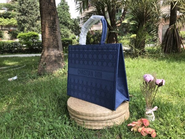 BO – Luxury Edition Bags DIR 252