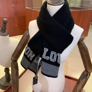 BO – Luxury Edition LUV Scarf 028