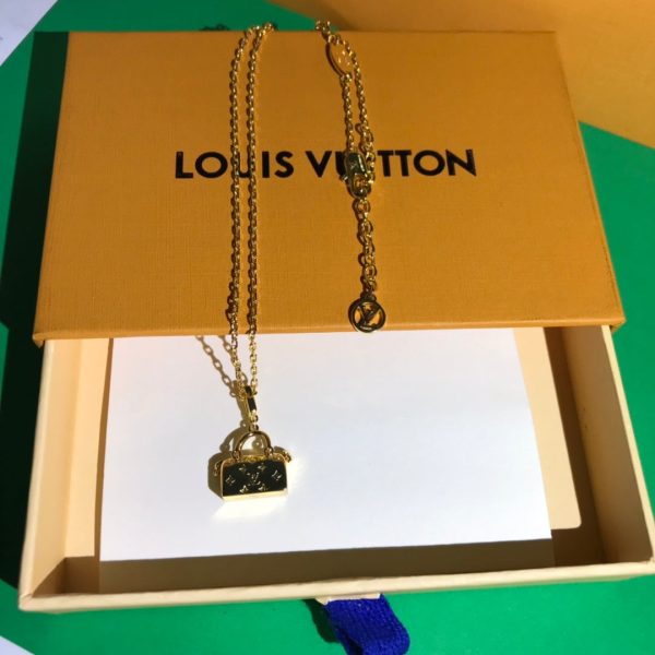 BO – Luxury Edition Necklace LUV027