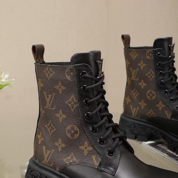 Designer LUV BOOTS 004