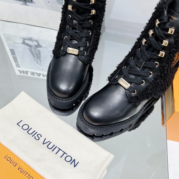 Designer LUV BOOTS 009