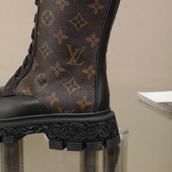 Designer LUV BOOTS 001