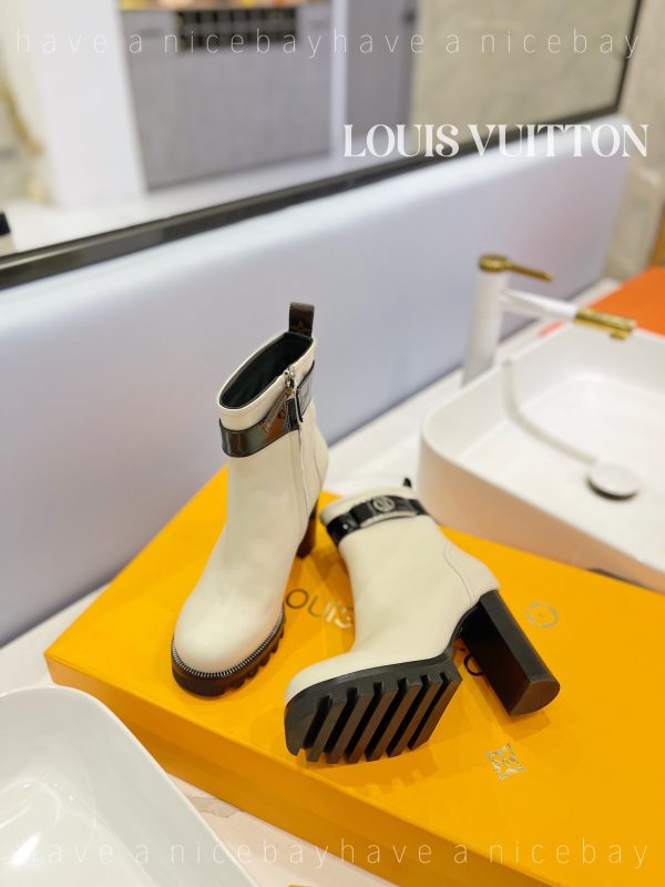 Designer LUV BOOTS 034