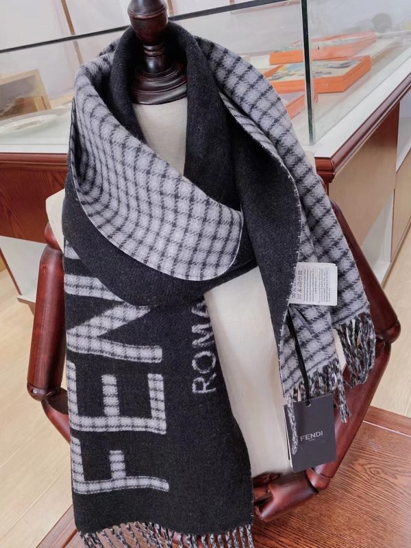 BO – Luxury Edition FEI Scarf 010