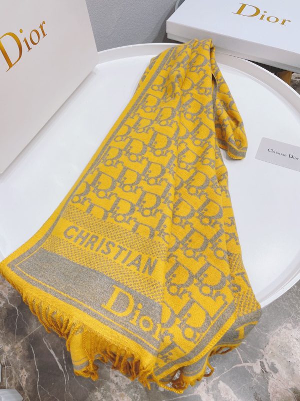 BO – Luxury Edition DIR Scarf 005