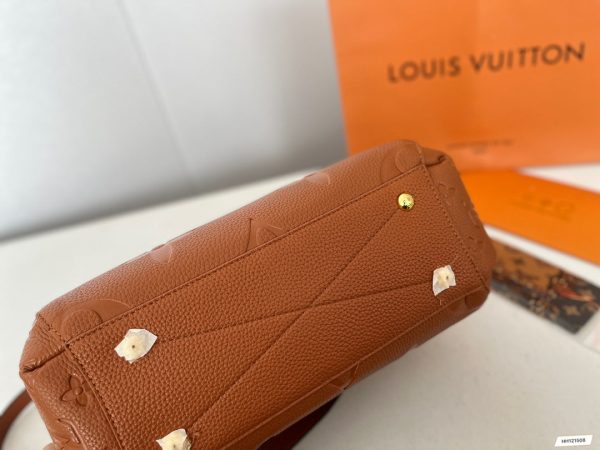 BO – Luxury Bags LUV 527