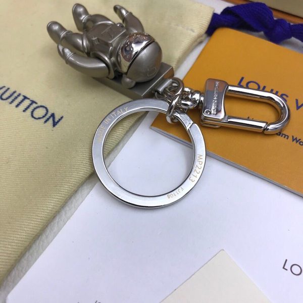 BO – Luxury Edition Keychains LUV 012