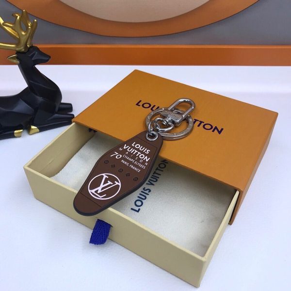 BO – Luxury Edition Keychains LUV 008