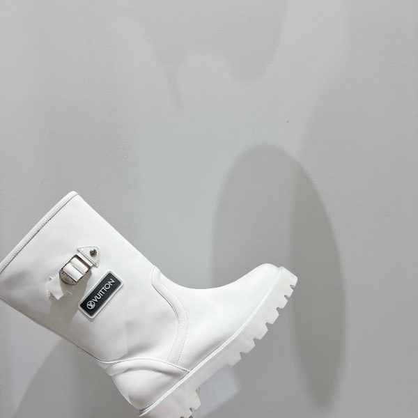 Designer LUV BOOTS 014