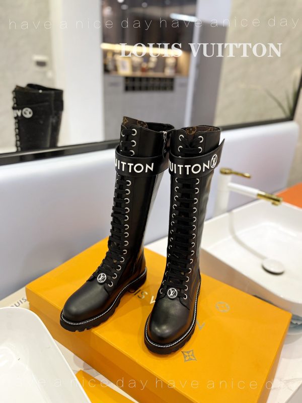 Designer LUV BOOTS 031