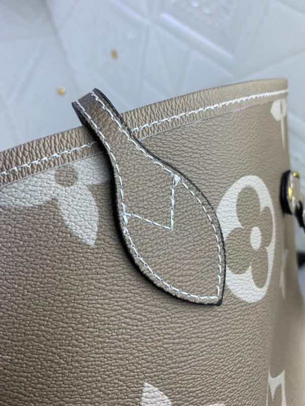 BO – Luxury Bag LUV 650