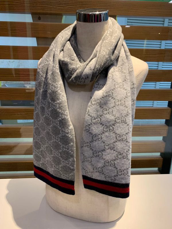 BO – Luxury Edition GCI Scarf 008