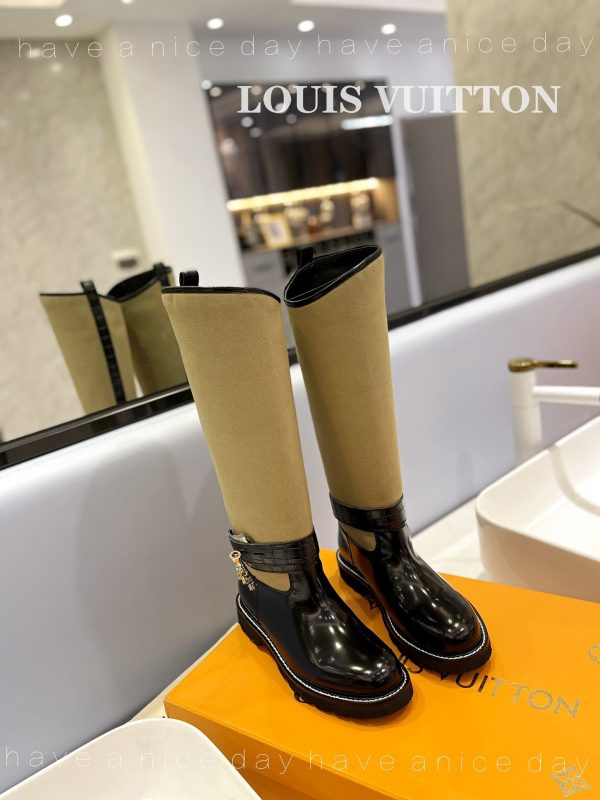 Designer LUV BOOTS 028