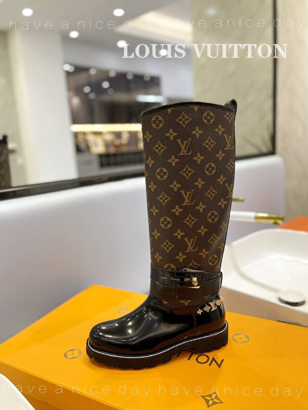 Designer LUV BOOTS 029