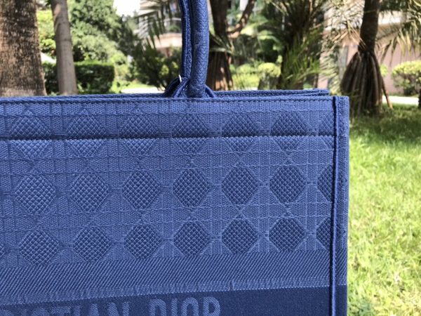 BO – Luxury Edition Bags DIR 252