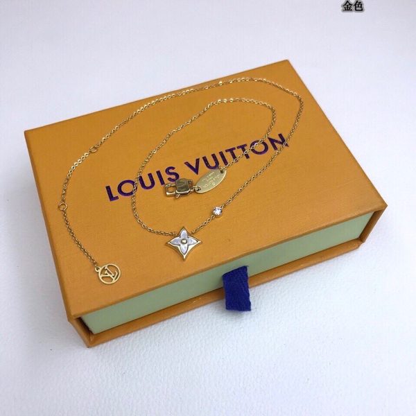 BO – Luxury Edition Necklace LUV005