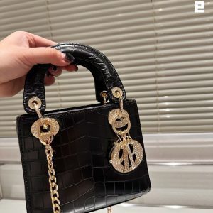 BO – New Luxury Bags DIR 369