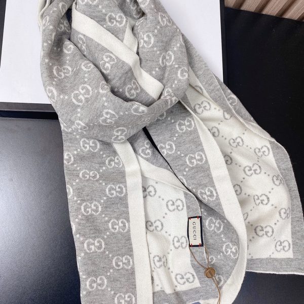 BO – Luxury Edition GCI Scarf 005