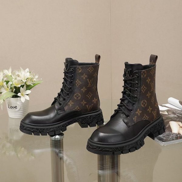 Designer LUV BOOTS 004