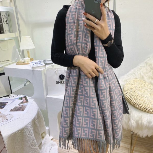 BO – Luxury Edition FEI Scarf 017