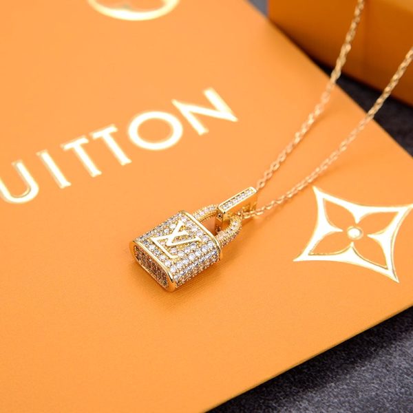 BO – Luxury Edition Necklace LUV025