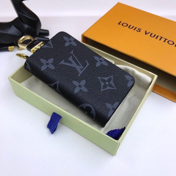 BO – Luxury Edition Keychains LUV 064