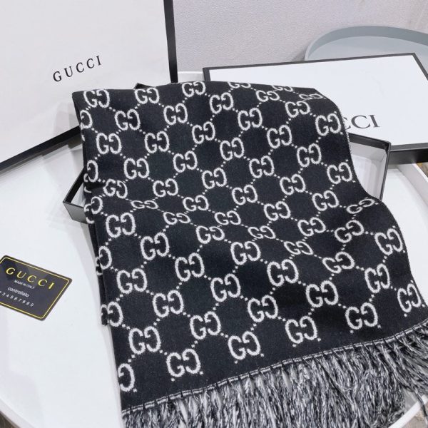 BO – Luxury Edition GCI Scarf 016