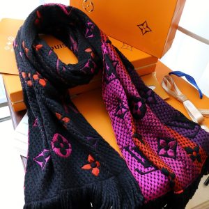 BO – Luxury Edition LUV Scarf 001