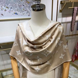 BO – Luxury Edition LUV Scarf 004