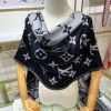 BO – Luxury Edition LUV Scarf 005