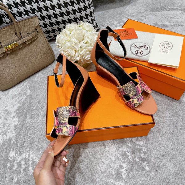 Designer HM HIGH HEELS 067