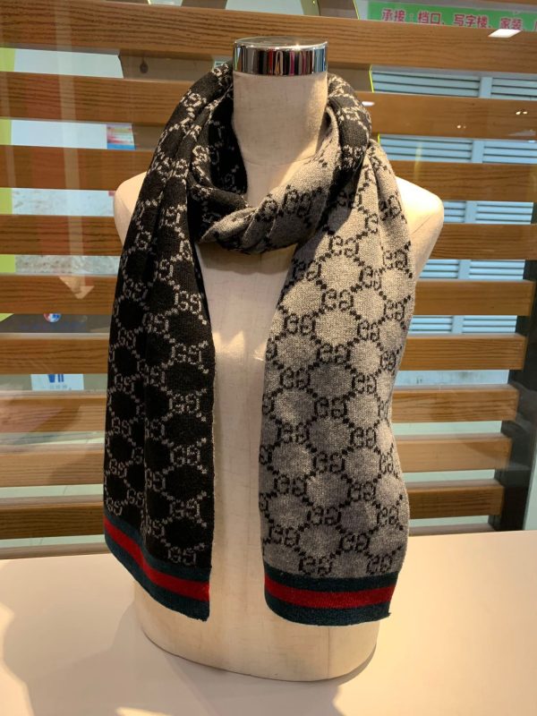 BO – Luxury Edition GCI Scarf 007