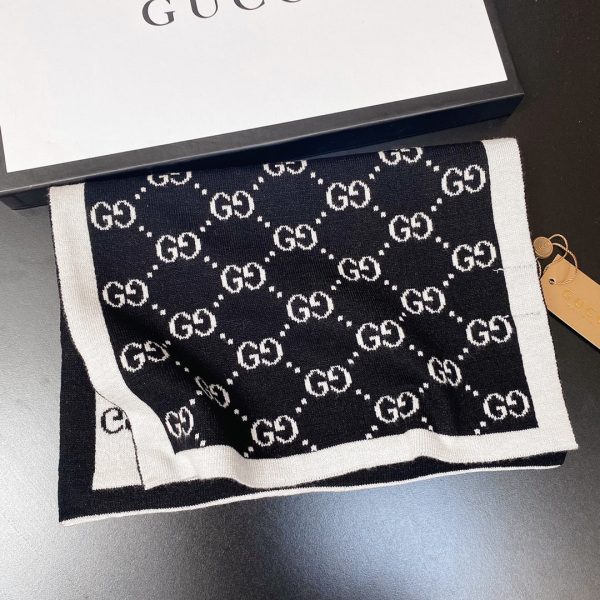 BO – Luxury Edition GCI Scarf 004