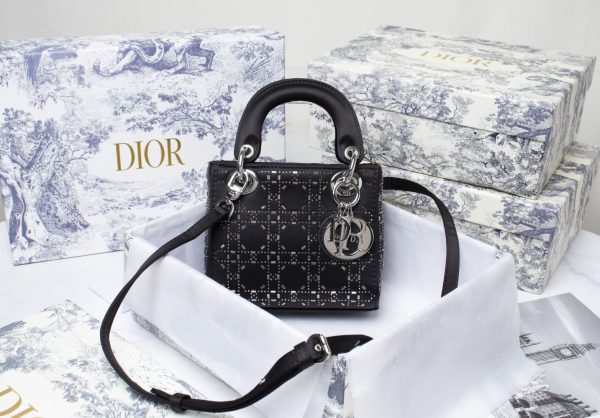 BO – Luxury Edition Bags DIR 230