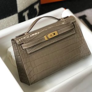 H MINI KELLY POCHETTE CROCODILE GOLD TONED HARDWARE GREY 22CM