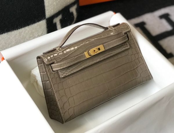 H MINI KELLY POCHETTE CROCODILE GOLD TONED HARDWARE GREY 22CM